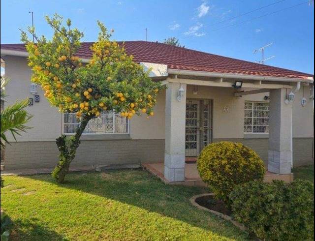 3 BEDROOM HOUSE FOR SALE IN PRIMROSE HILL